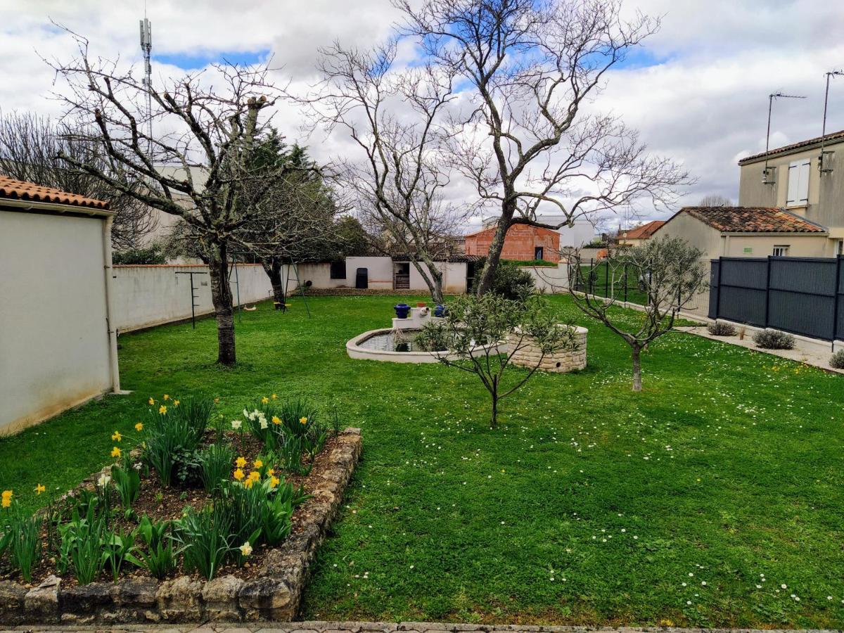 Maison Plain Pied Avec Jardin, Terrasse Et Veranda Cognac Kültér fotó